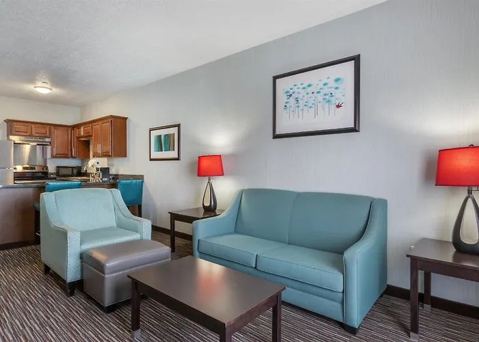 Best Western Plus Gallup Inn & Suites